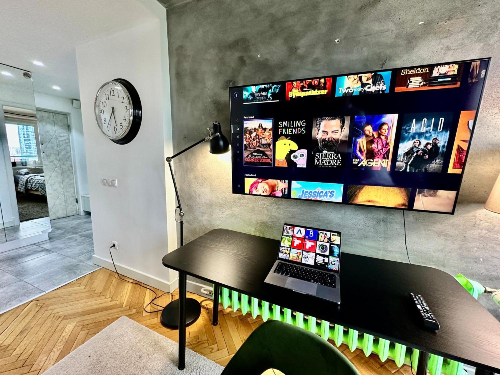 Palace 2 Wifi 600 Mbs 55'Tv Netflix Hbo 2Xmetro Appletv Varsovia Exterior foto