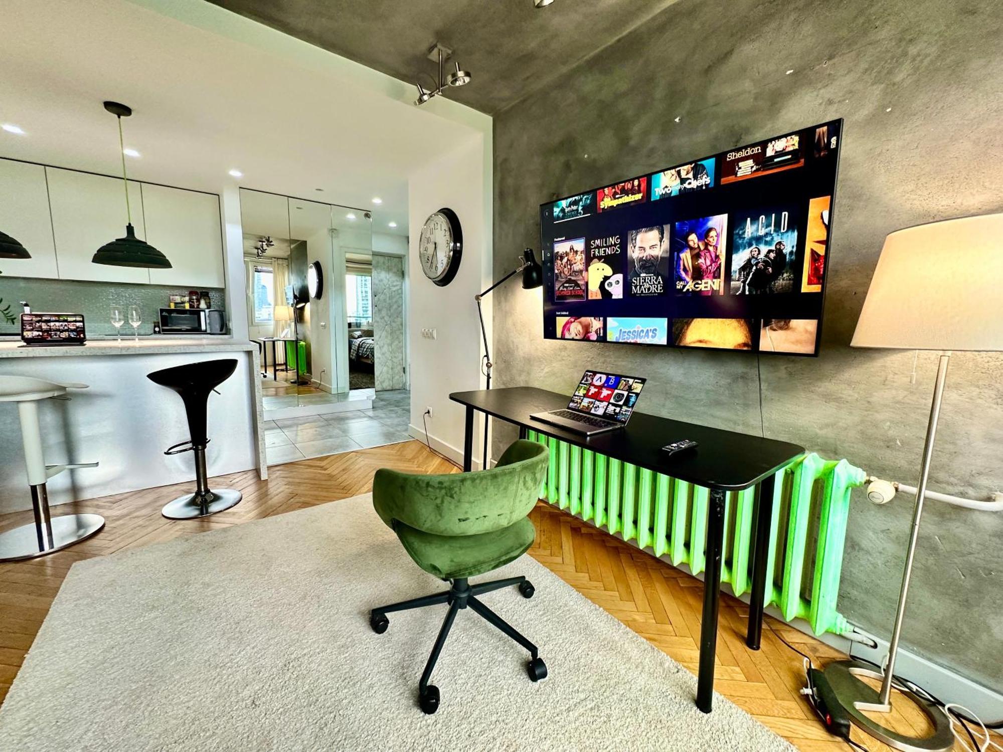 Palace 2 Wifi 600 Mbs 55'Tv Netflix Hbo 2Xmetro Appletv Varsovia Exterior foto