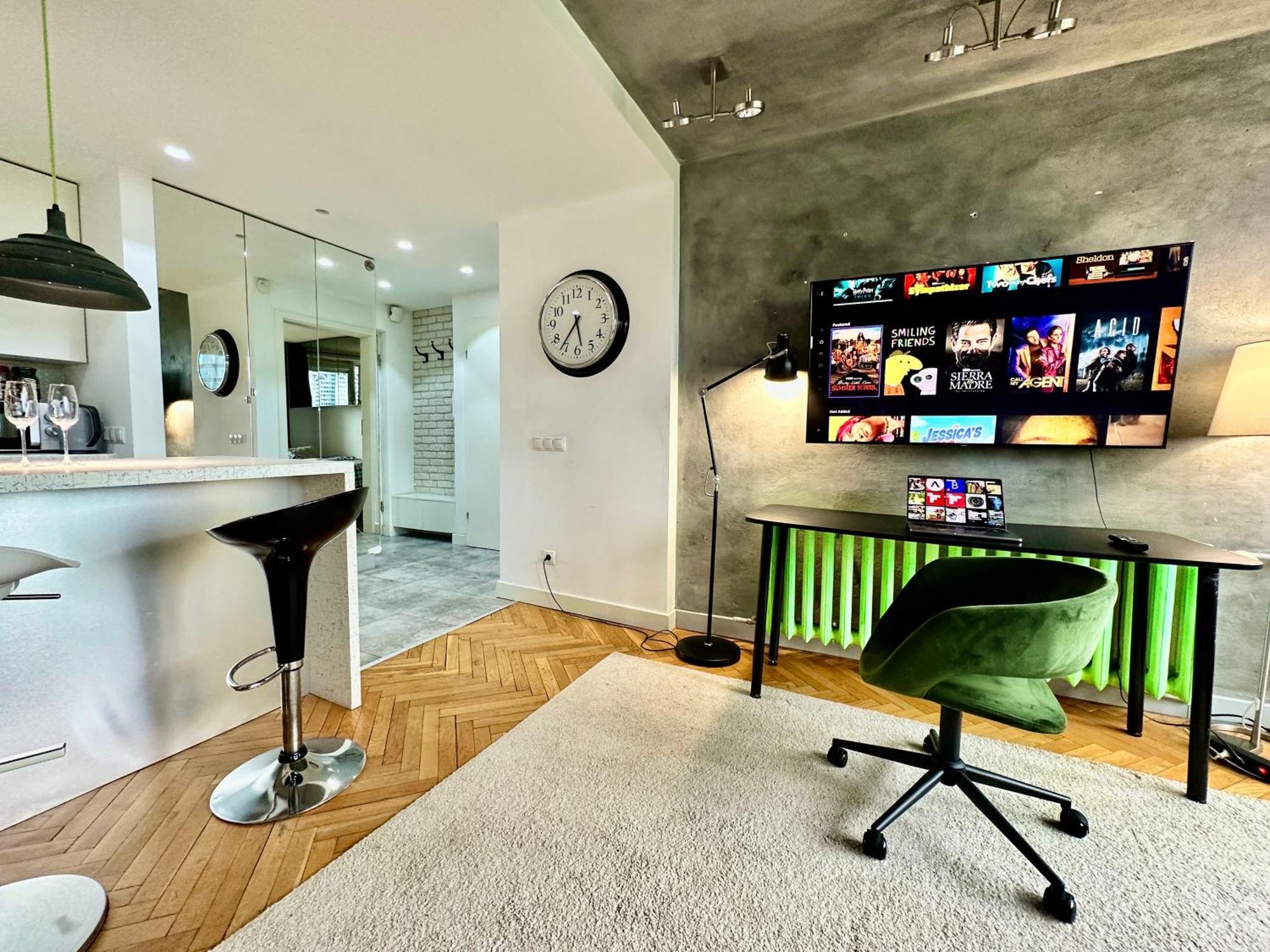 Palace 2 Wifi 600 Mbs 55'Tv Netflix Hbo 2Xmetro Appletv Varsovia Exterior foto